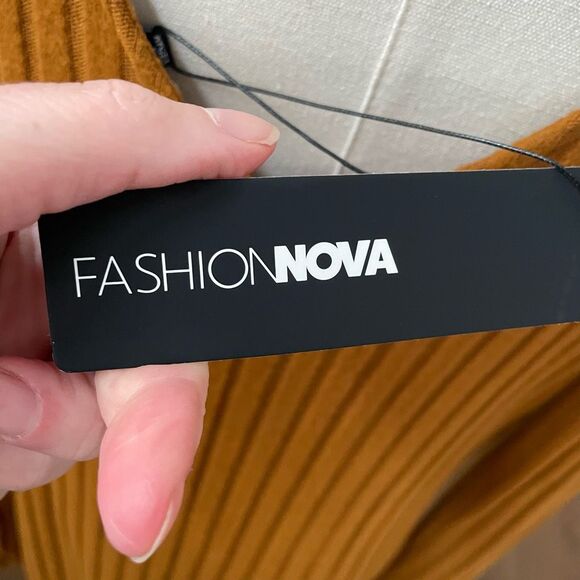 NWT Fashion Nova For The Thrill Of It Midid Dress Rust 2X - Picture 7 of 9